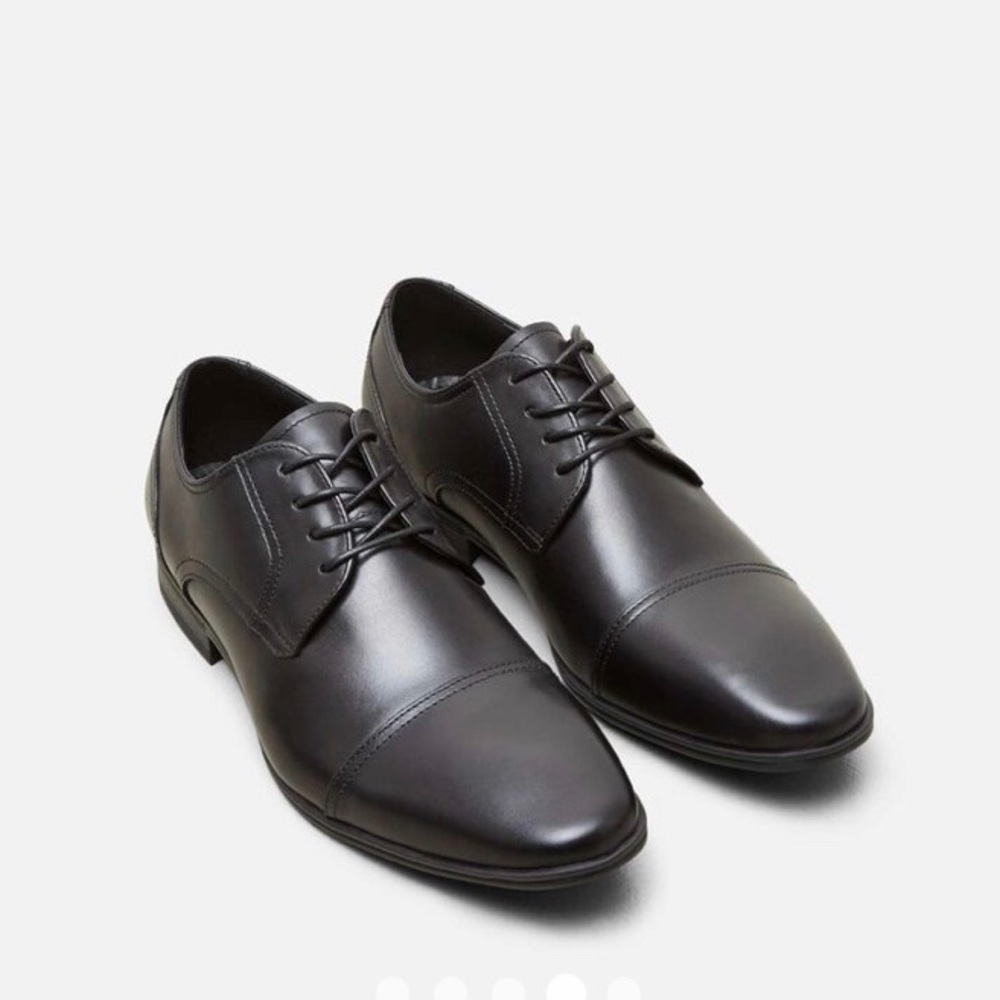 NWT Kenneth Cole Men’s 11M Black Genuine Leather Cap Toe Oxford Lace Up Stitch